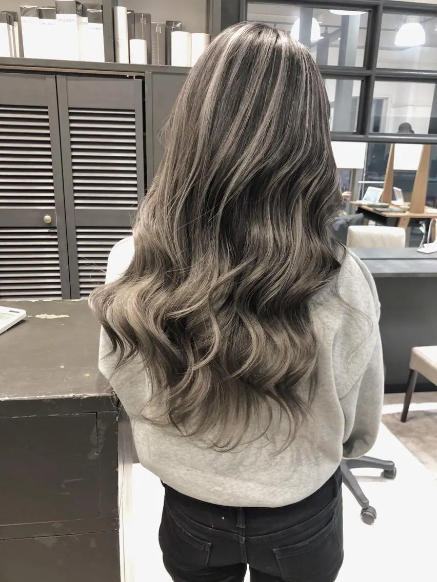 ロング カラー ヘアアレンジ ヘアカラー トリートメント GiseL天神カラー 髪質改善/ブリーチのヘアスタイル