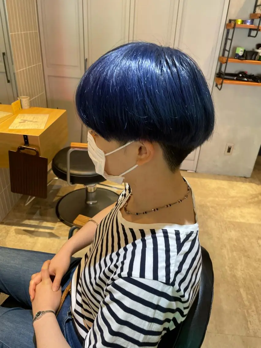 ショート 複雑履歴に対応ブリー チ無しダブルカラーのヘアスタイル