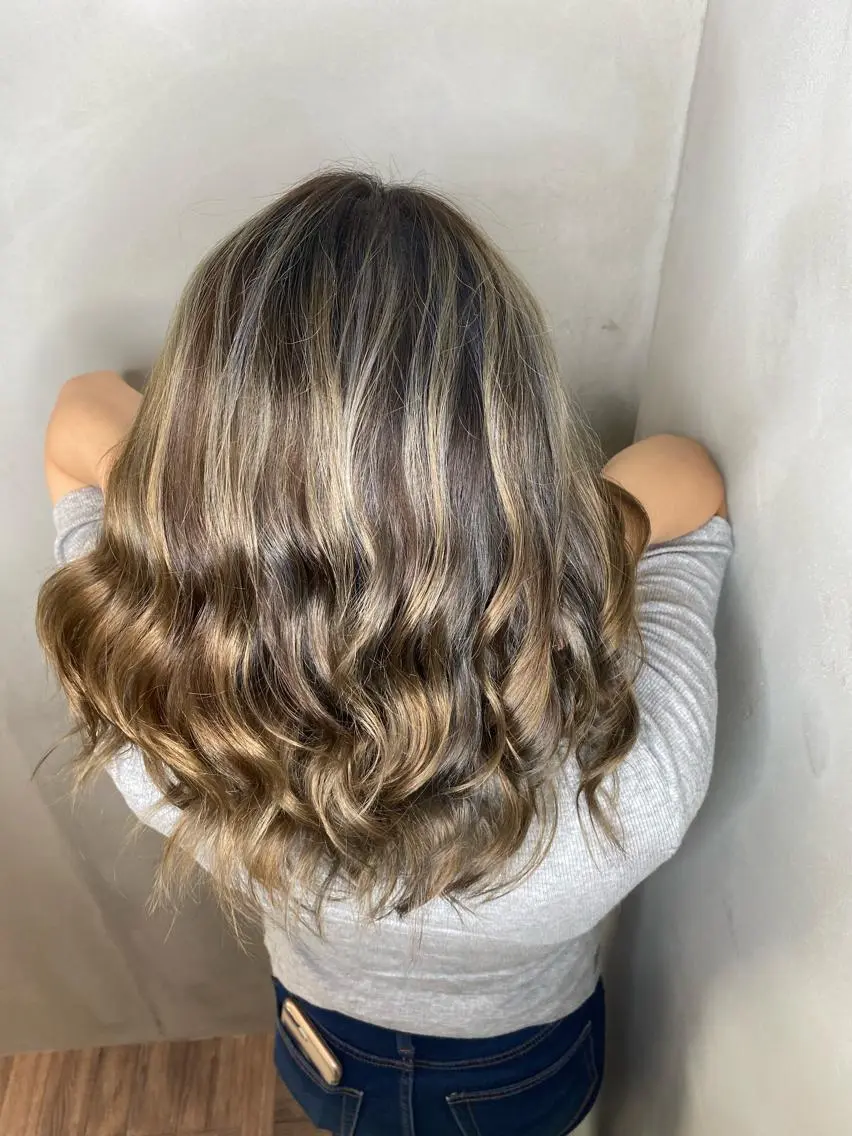 ミディアム カラー ヘアアレンジ Belle hair Design青野大貴のヘアスタイル