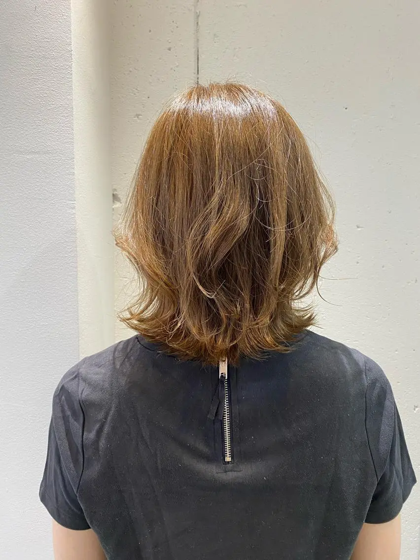 ショート カラー ベージュカラー イルミナカラー 似合わせレイヤー 阿波座/ふじむらのヘアスタイル