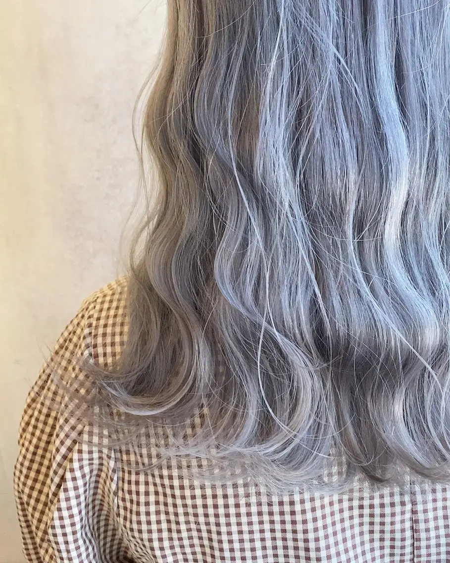 ミディアム カラー ブリーチ ヘアカラー トリートメント ツキノキ　ミナ 8月から西梅田店のヘアスタイル