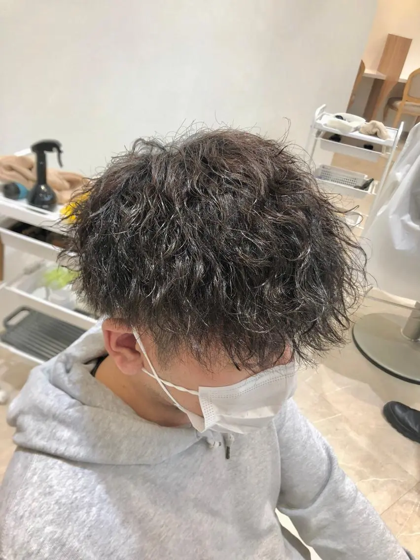 ショート パーマ メンズ 小林 優太 メンズパーマ✨のヘアスタイル