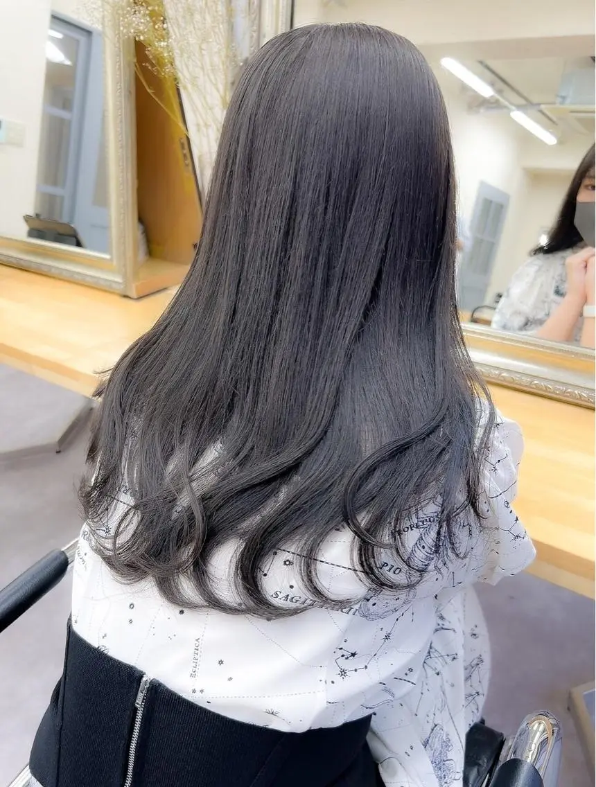 カラー 瀬戸 杏珠のヘアスタイル