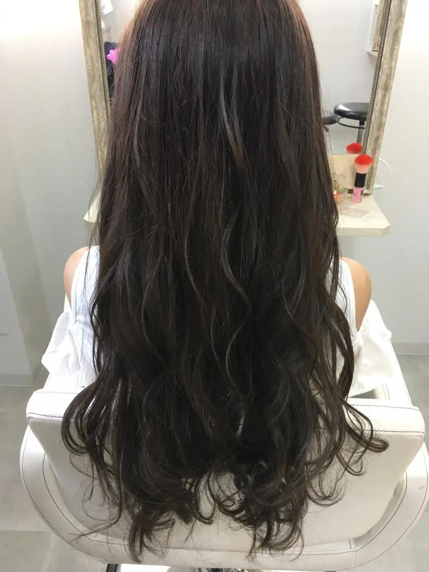 セミロング ロング カラー 髪質改善 中川 翔のヘアスタイル