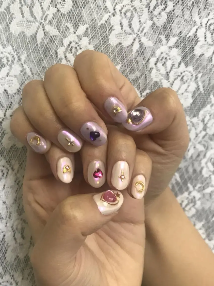 ネイル キラキラネイル ミラーネイル ハンドネイル ハンドケア lylynail YUUKAのネイルデザイン