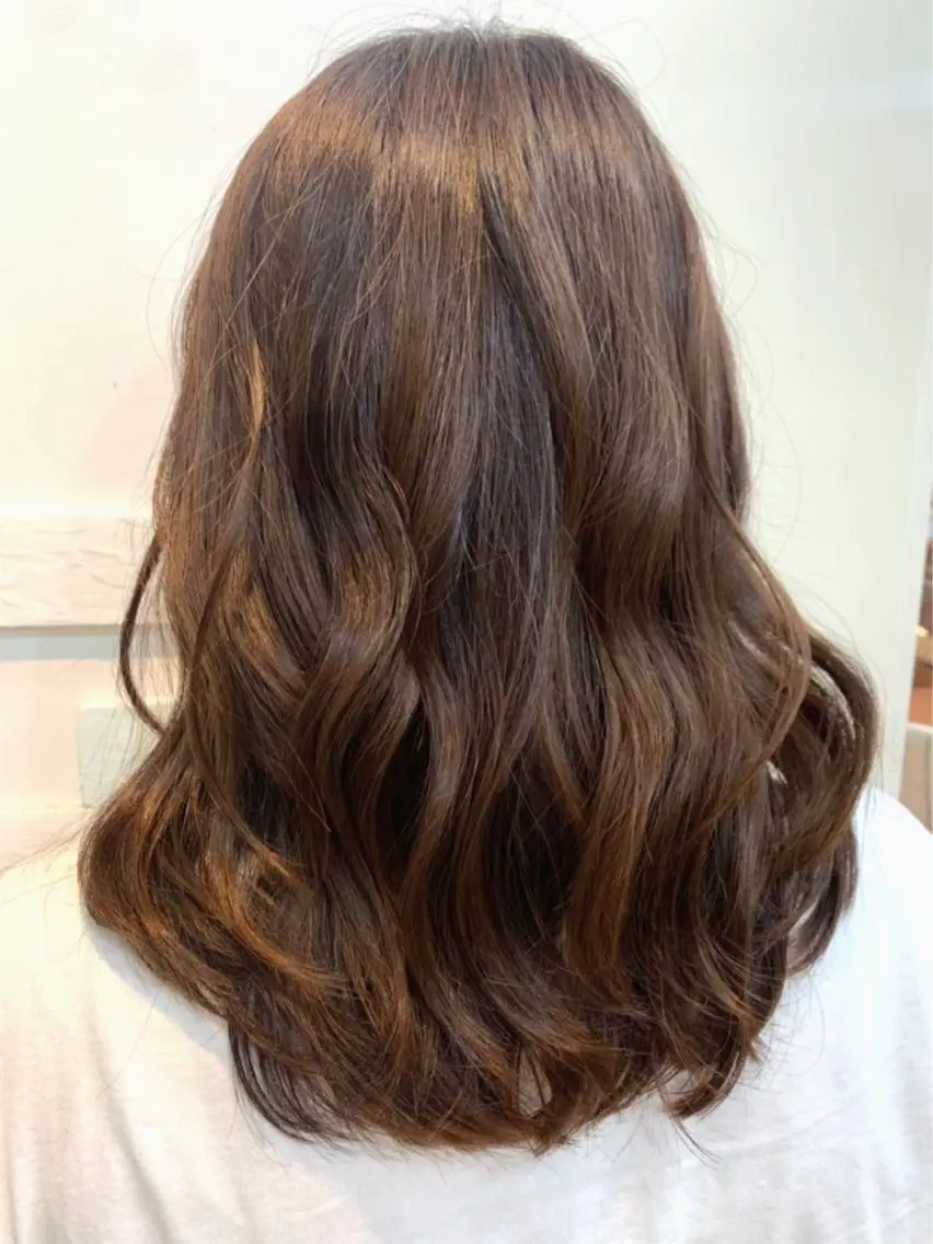 セミロング カラー ブラウンカラー オレンジ オレンジブラウン ayaka 大宮のヘアスタイル