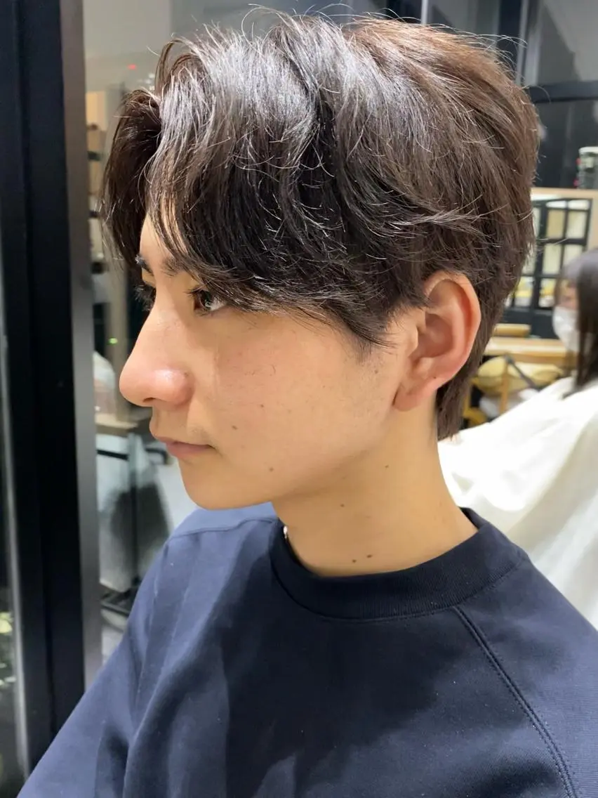 ミディアム カラー メンズ カット ヘアカラー トリートメント 似合う髪型が 分からない方へのヘアスタイル