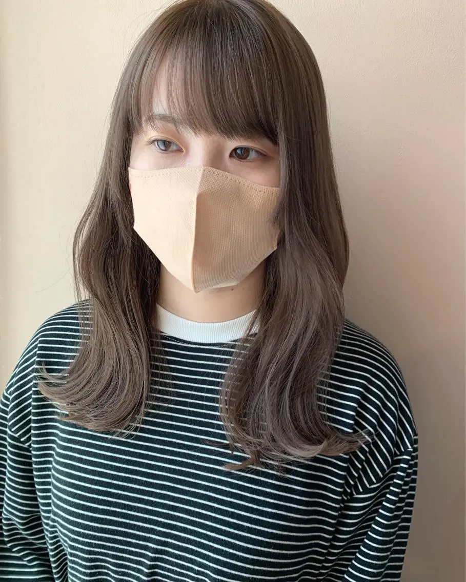 ロング カラー ベージュカラー hubhair レイヤー/透明感のヘアスタイル