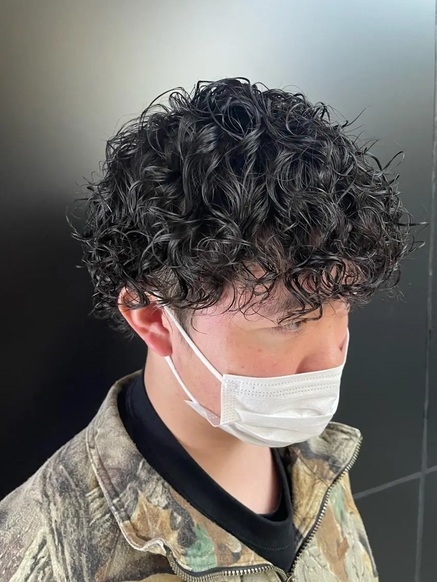 パーマ メンズ メンズパーマ プードルパーマ プードルパーマ カット パーマ 【柏メンズパーマ職人 】店長 KAZUMAのヘアスタイル