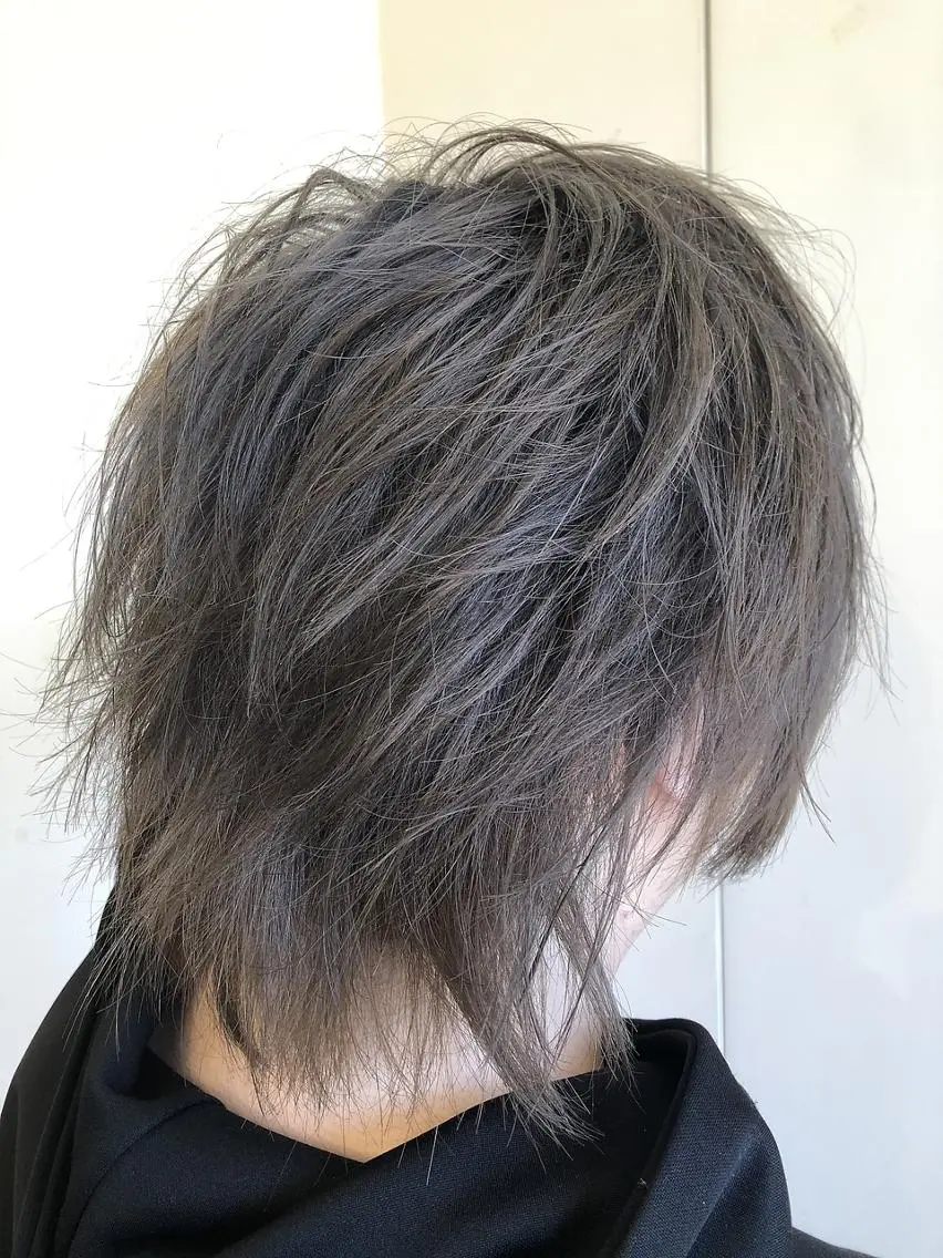 カラー 髪質改善美容師🐥 艶だし職人/薄野大輔のヘアスタイル