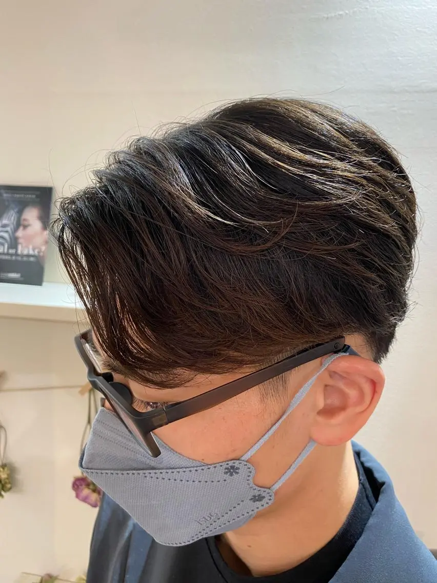 ショート パーマ メンズ センターパート メンズカットパーマ ✂️ JOYAのヘアスタイル