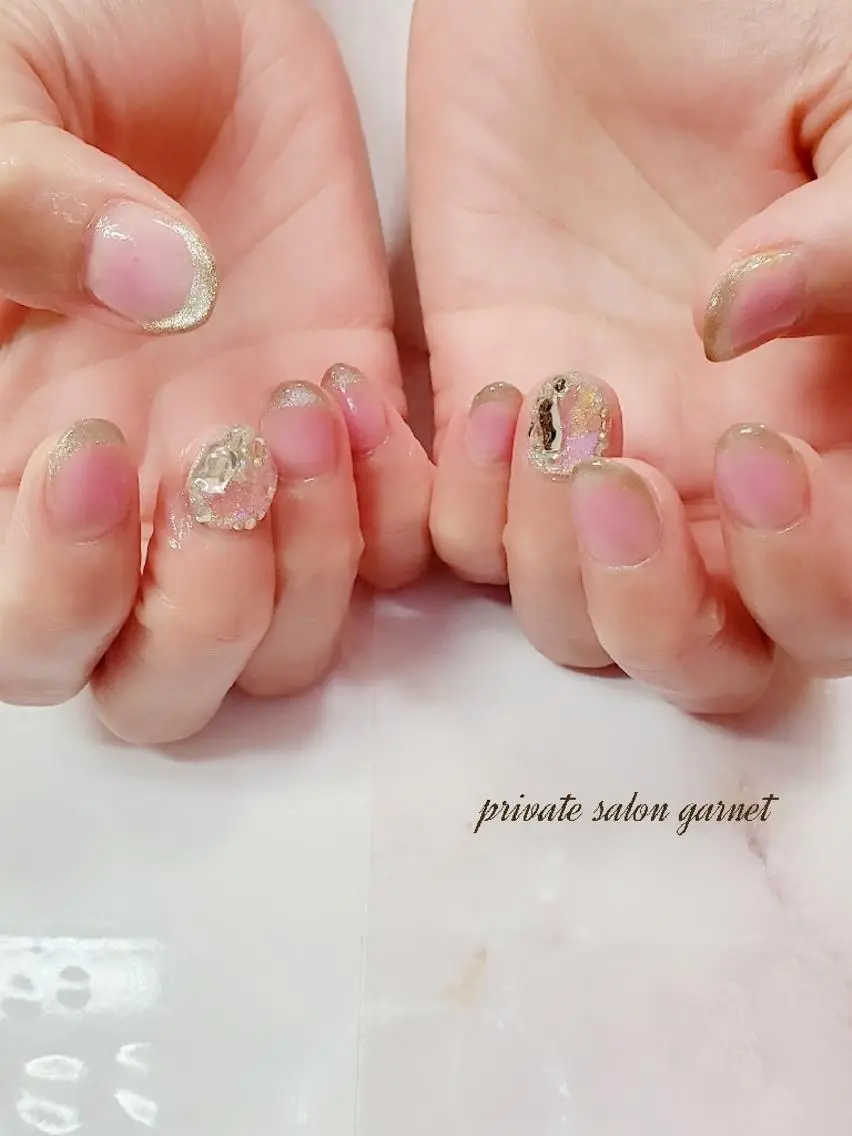 ネイル チークネイル マグネットネイル ワンホンネイル Garnet nailのネイルデザイン
