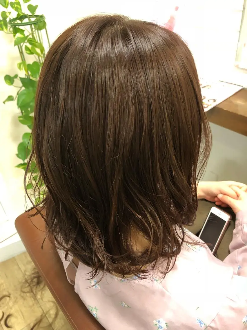 ミディアム カラー ラベンダーカラー ラベンダーピンク ピンクカラー 西村 有紗のヘアスタイル