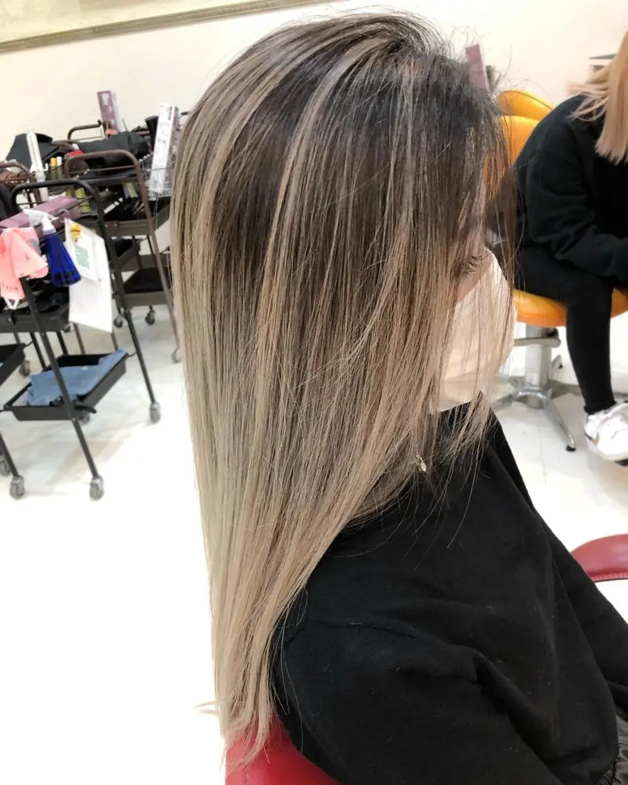 ショート カラー パーマ ヘアアレンジ メンズ 切りっぱなしボブ メンズバレイヤージュ メンズブリーチ メンズハイライト メンズハイトーン yasu ヤスのヘアスタイル