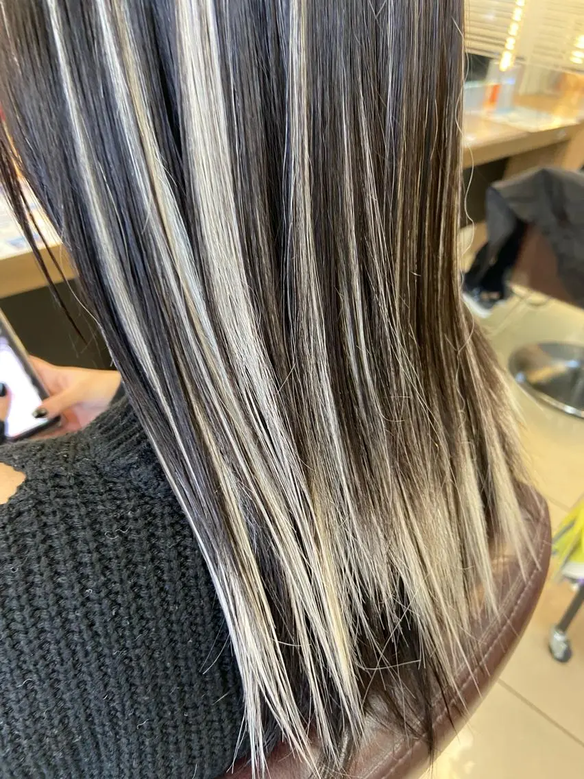 セミロング エクステ ハイライト 髪質改善・ボブ・ ショート 丸毛一輝のヘアスタイル