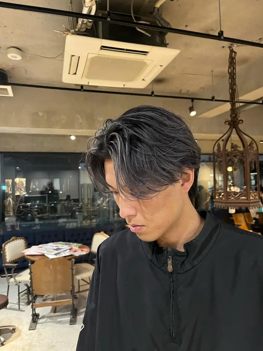カラー メンズ メンズバレイヤージュ バレイヤージュ シルバー カット ヘアカラー トリートメント ✨メンズスタイル✨ Daiのヘアスタイル