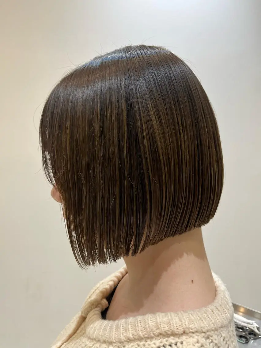 ミディアム 切りっぱなしボブ ボブ ツヅキ マスミのヘアスタイル