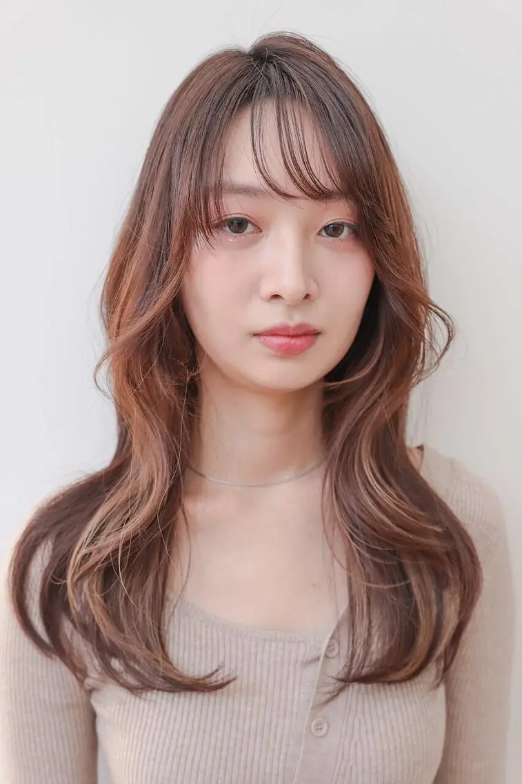 ロング ボブ ハイライト 髪質改善 韓国風ヘア レイヤーカット .5 by soleil 小松店のヘアスタイル