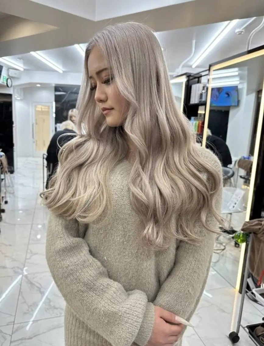 カラー ロング 💎エクステ専門店 BIZE梅田rinのヘアスタイル