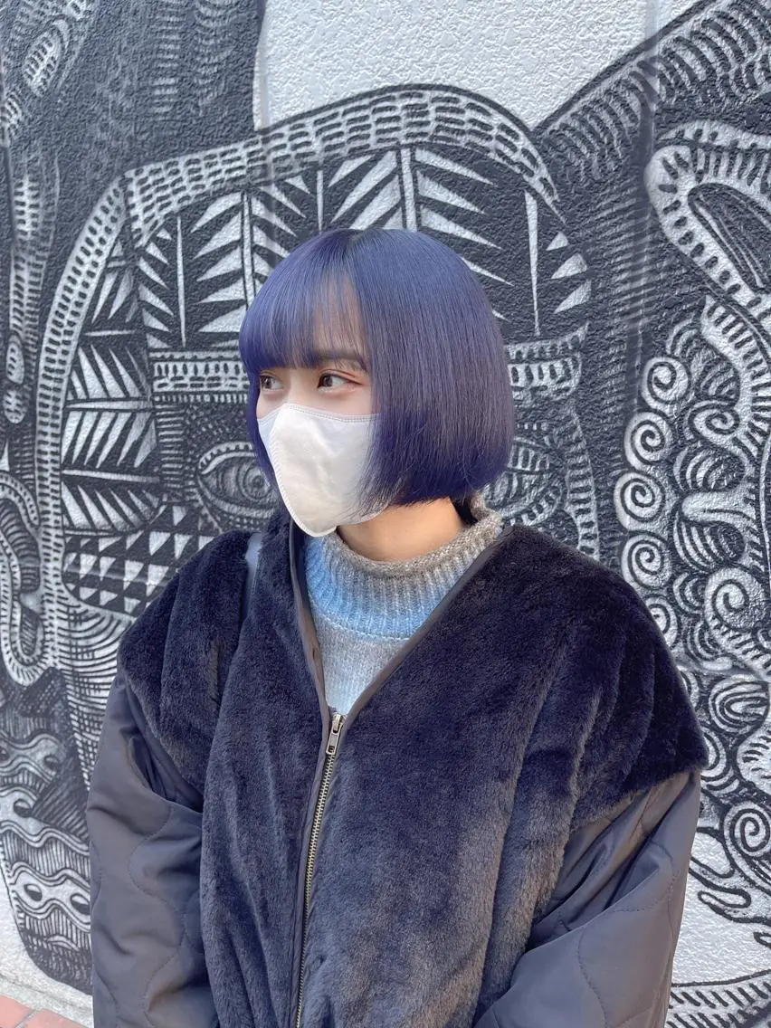 ショート カラー ヘアアレンジ 切りっぱなしボブ 黒髪 ブリーチ ブルーカラー ブルーブラック 🌈派手髪エクステ ブレイズ🌈ひろとのヘアスタイル