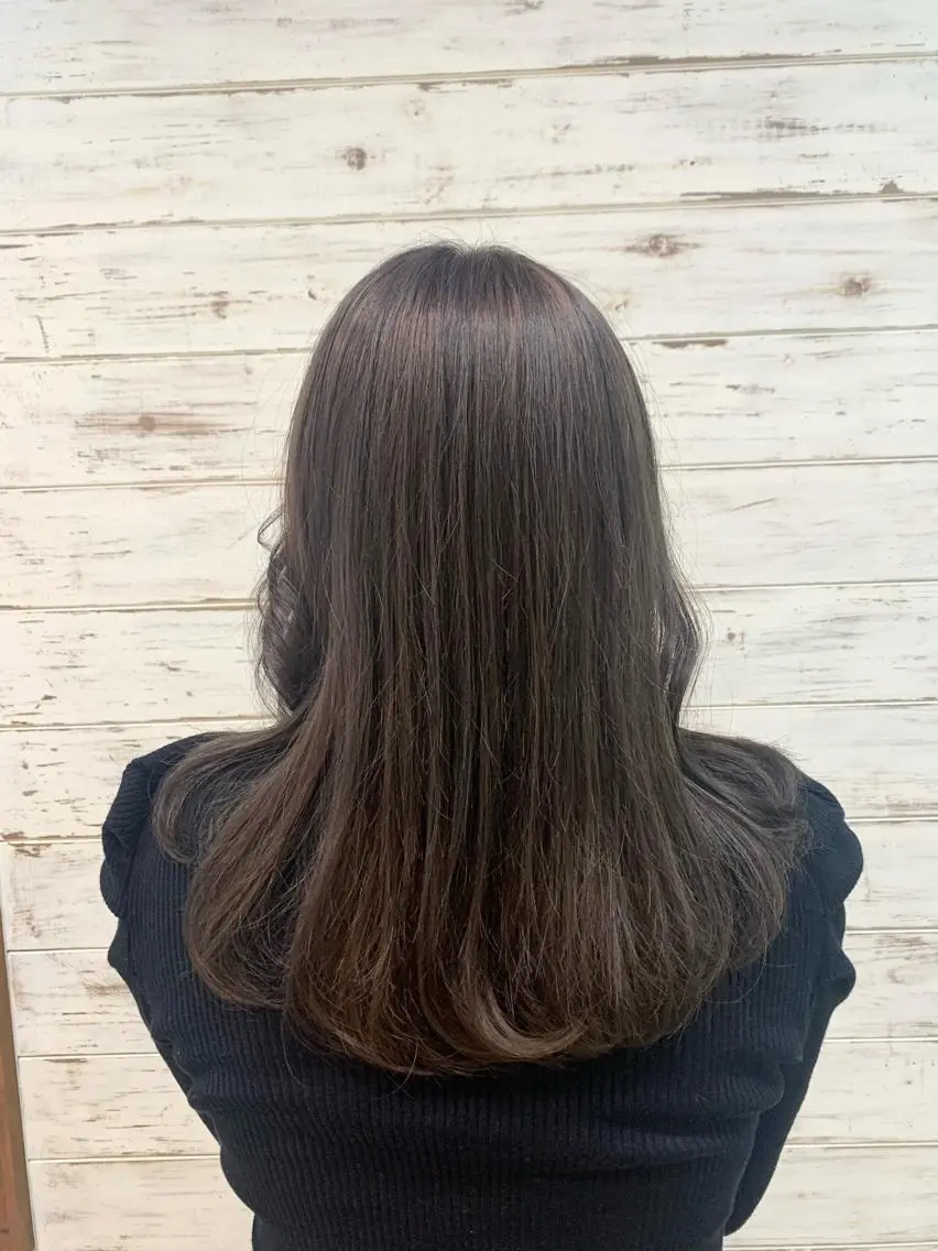 セミロング カラー ヘアアレンジ 🫧ヒシダアキ taboo.i🫧のヘアスタイル
