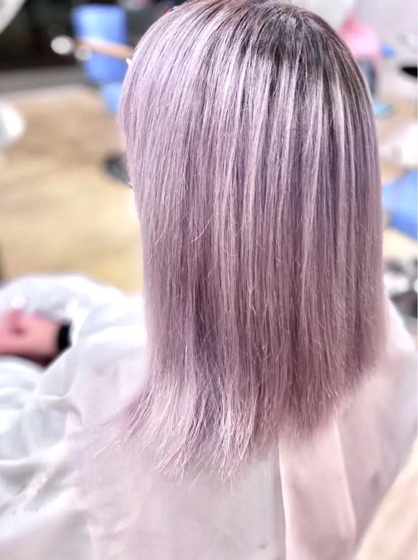 ミディアム カラー ピンクカラー パープルカラー カット トリートメント 松井 敬太郎のヘアスタイル