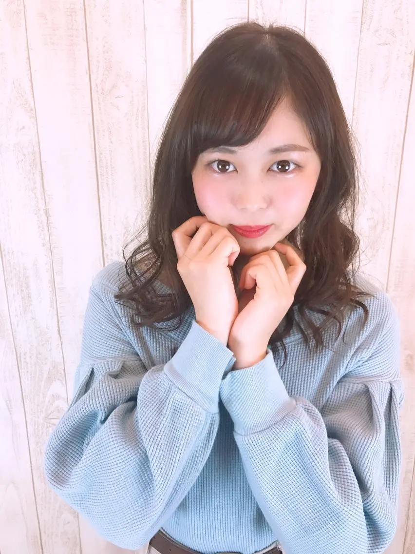 ミディアム カット パーマ yukari 艶髪ヘアのヘアスタイル