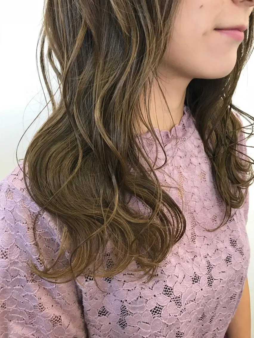 ミディアム 豊中駅3分eha レッスンモデルのヘアスタイル