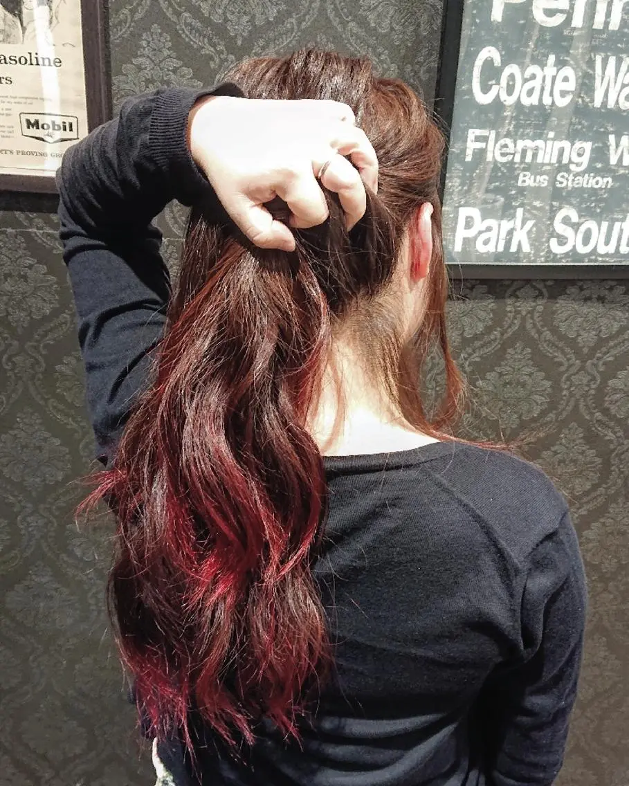 セミロング カラー バレイヤージュ レイヤーカット カット ヘアカラー 保住 恭平のヘアスタイル