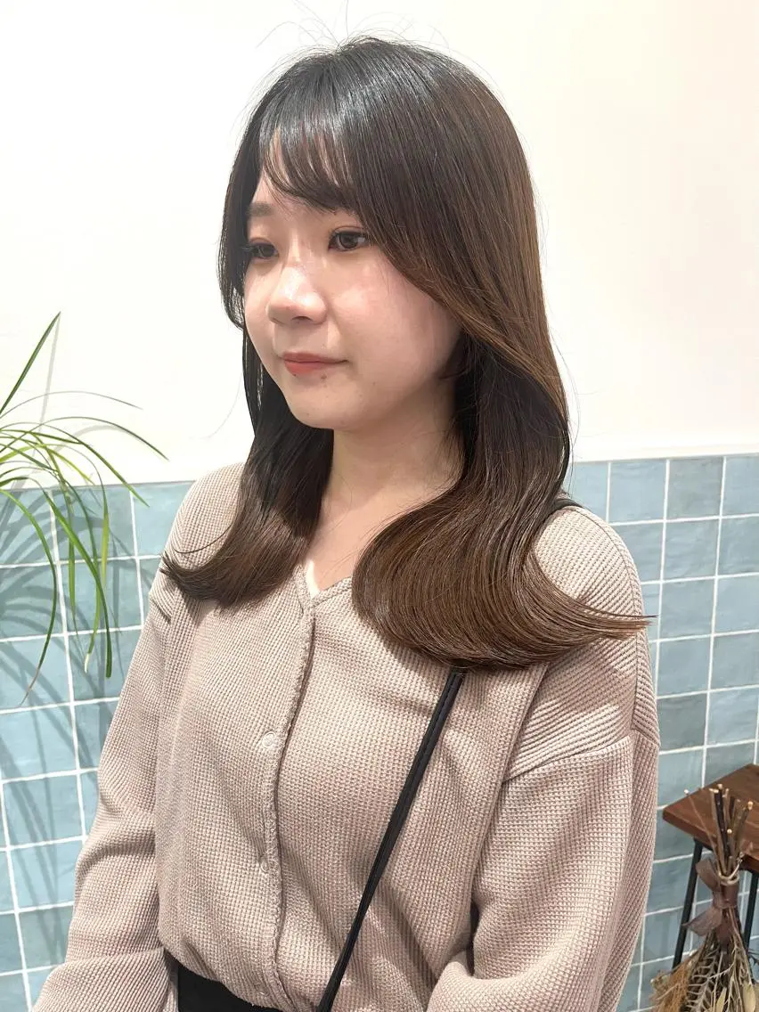 セミロング 三輪 珠美のヘアスタイル