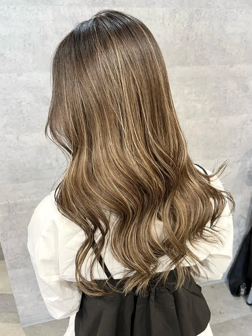 セミロング ヘアカラー トリートメント KYOKO 【Bear】のヘアスタイル