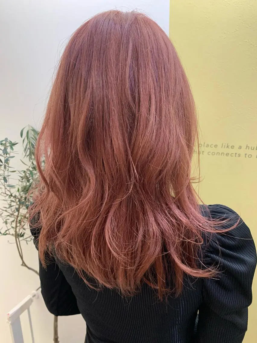 セミロング カラー ブリーチ カット ヘアカラー トリートメント hubhair レイヤー/透明感のヘアスタイル