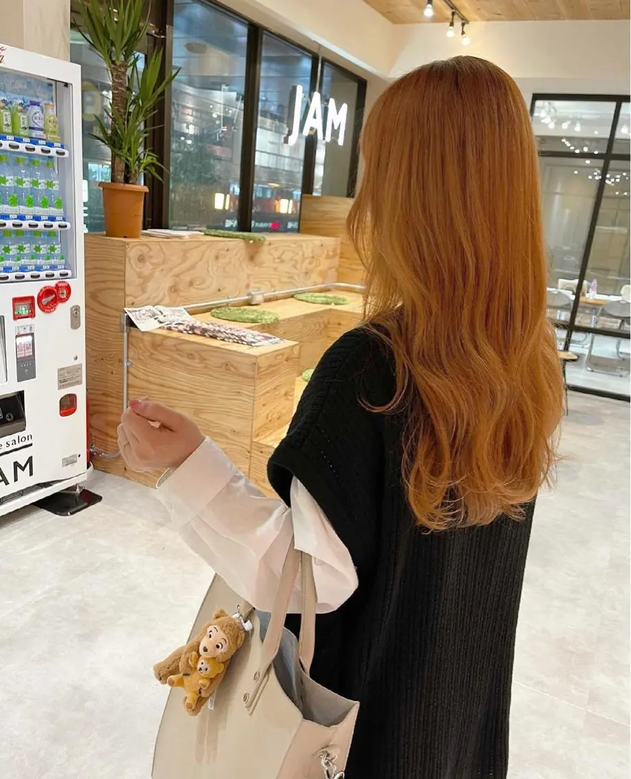 ロング カラー ヘアアレンジ アディクシーカラー ハイトーンカラー クオルシアカラー デート ヨシンモリ N° uairo 川崎店【ユアイロ】のヘアスタイル