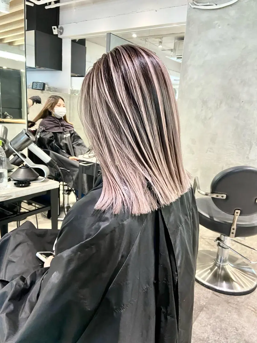 セミロング レイヤーカット 朝倉 啓太のヘアスタイル