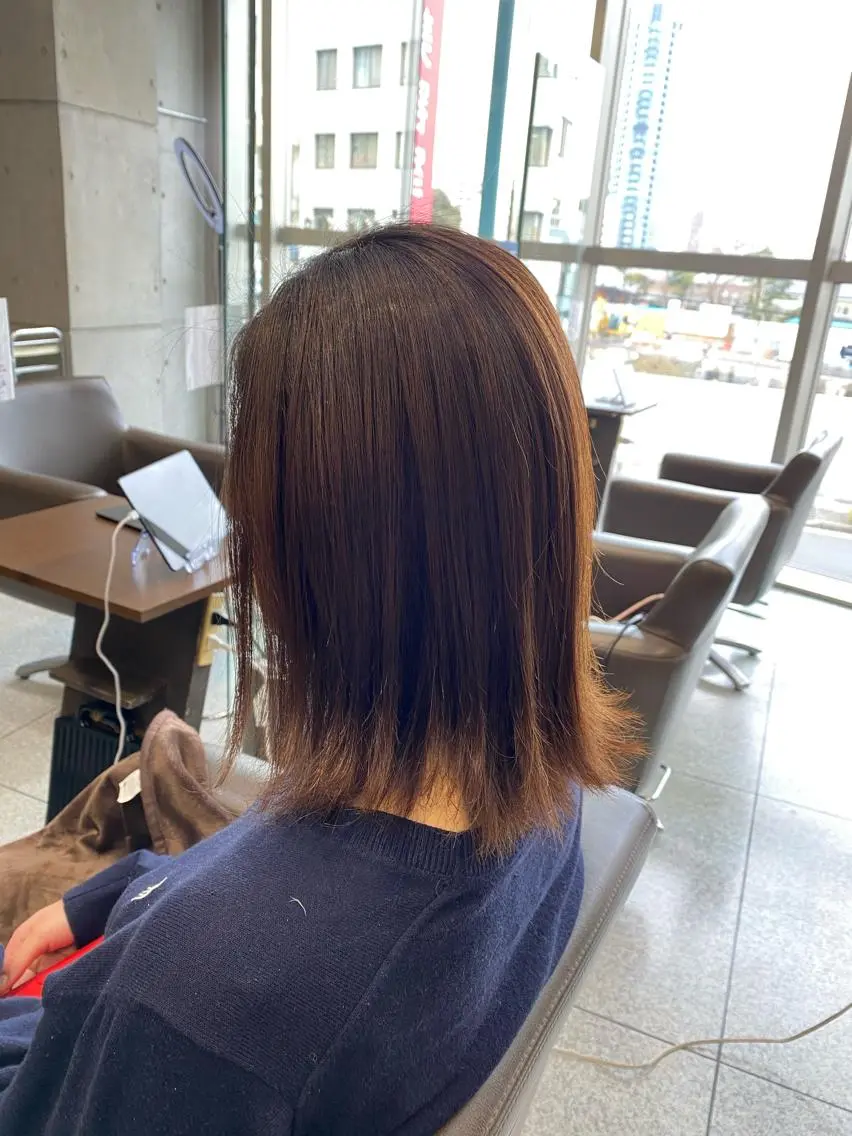 ミディアム 外ハネヘア カット パーマ 縮毛矯正 🔥指名率No. 1 🔥⭐️ひかる⭐️のヘアスタイル