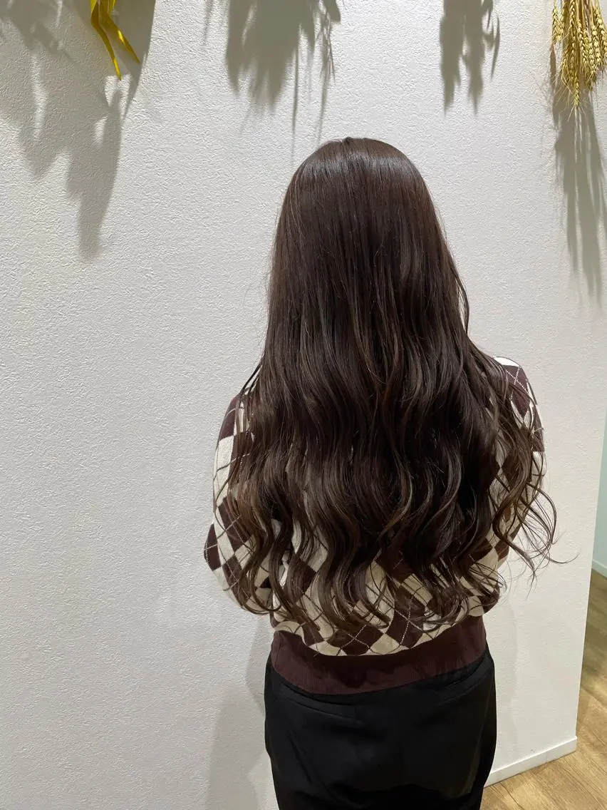 ロング カラー カット ヘアカラー トリートメント 山本 愛永のヘアスタイル