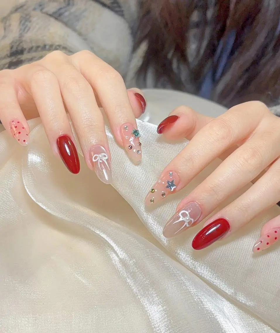 ネイル ハンドネイル RAFFINE haru🦋🩵のネイルデザイン