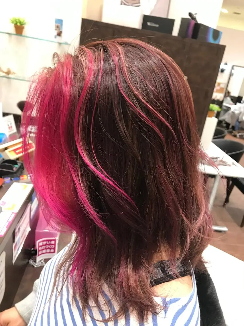 セミロング カラー ミストバング ブリーチ ケアブリーチ フェイスフレーミング 顔周りカット 稲村 toshiのヘアスタイル