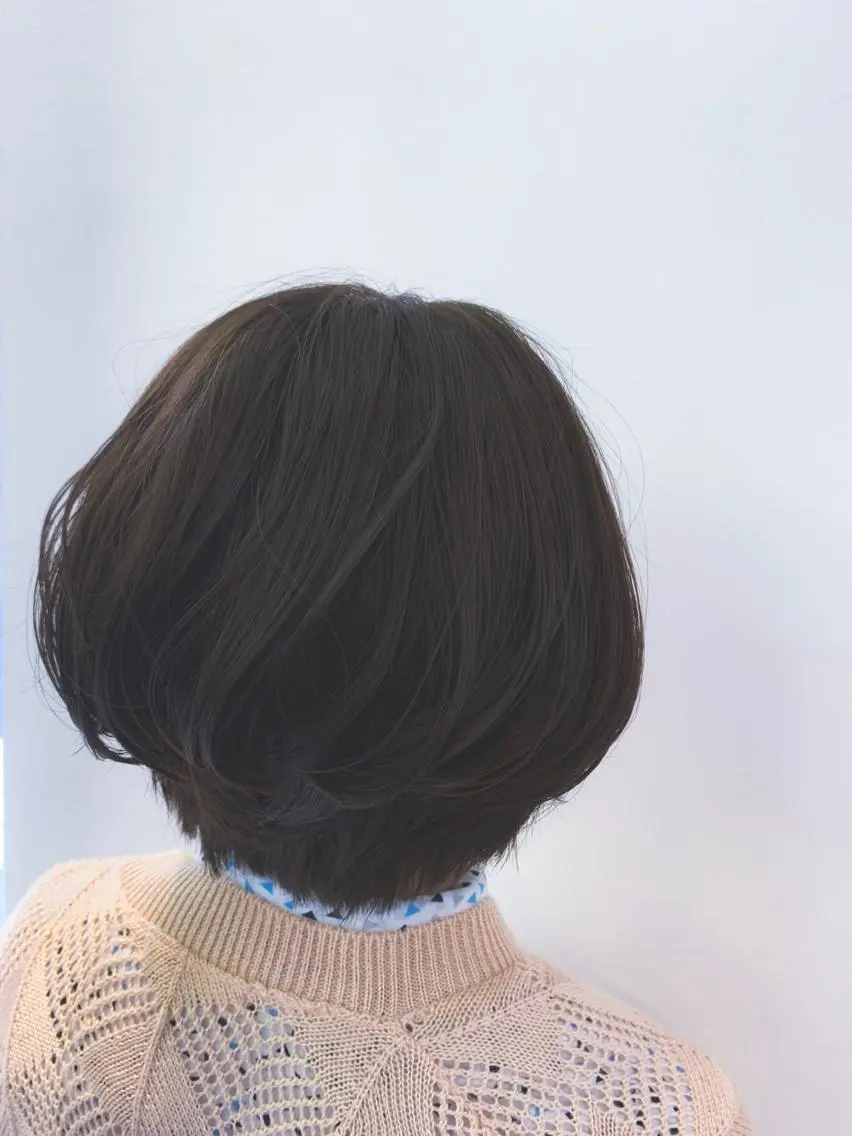 ショート カラー 地毛風ストレート/ 髪質改善/榎本流行のヘアスタイル