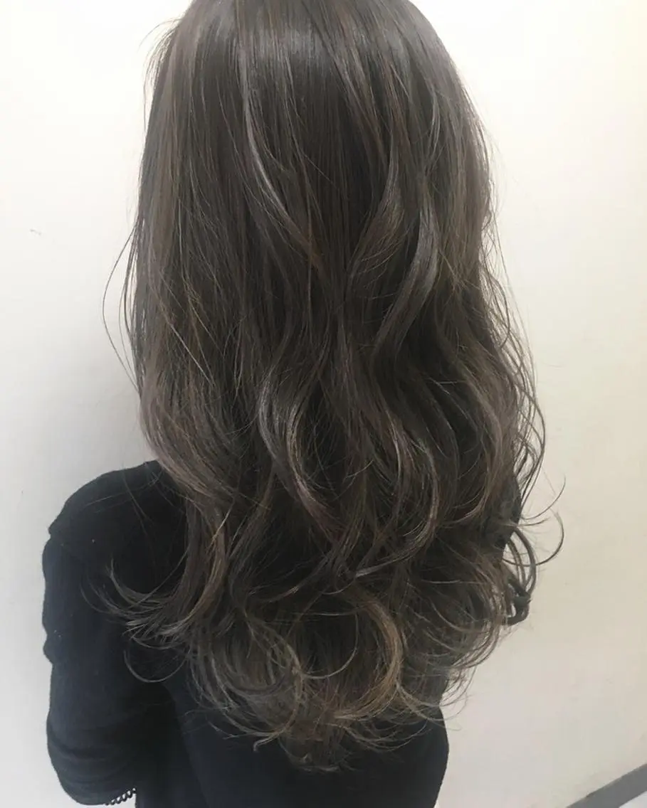 セミロング レイヤーカット 【ブリーチ髪質改善 パーマ】宮田浩章のヘアスタイル