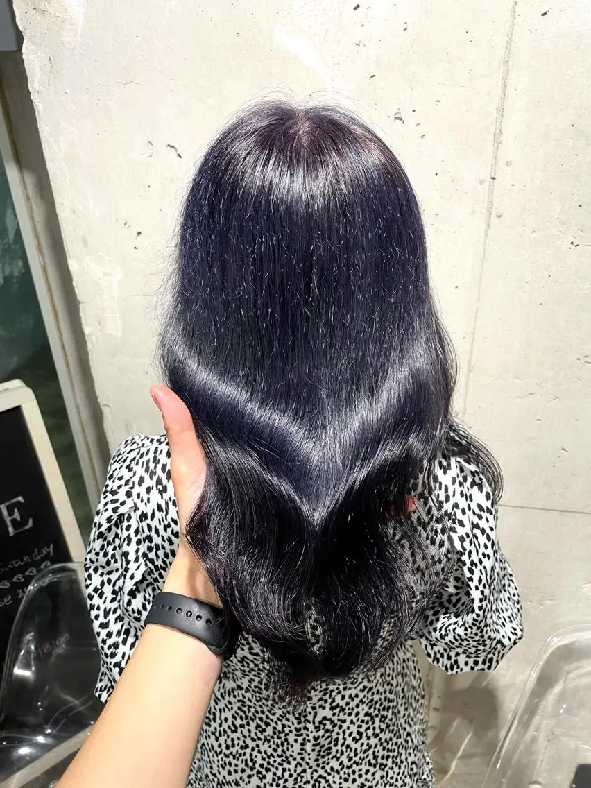セミロング カラー ブルーカラー ブルーラベンダー ラベンダーカラー ベージュカラー💖 やすひろのヘアスタイル