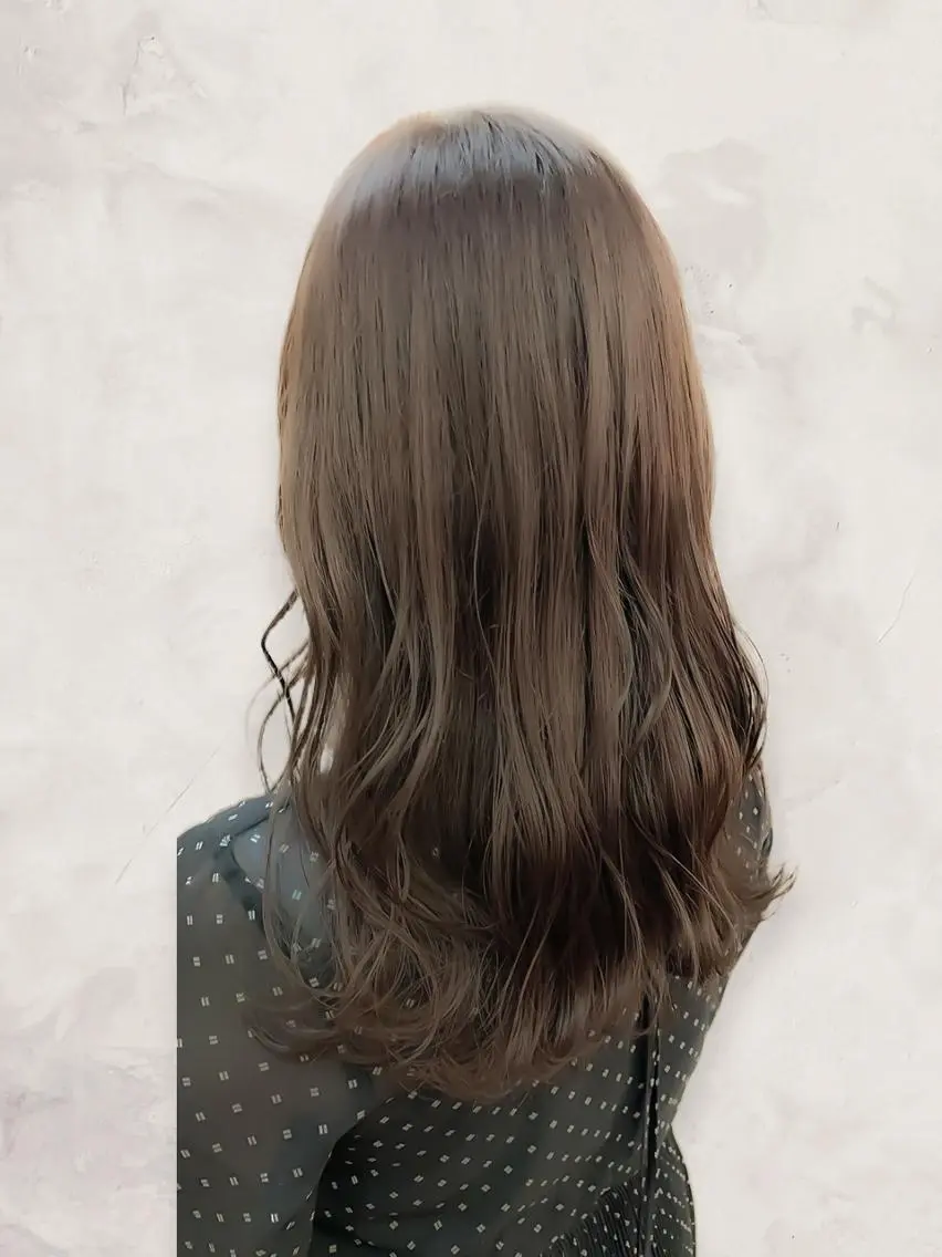 ロング 髪質改善 カット ヘアカラー トリートメント グレージュ×レイヤー 藤生 和宏のヘアスタイル