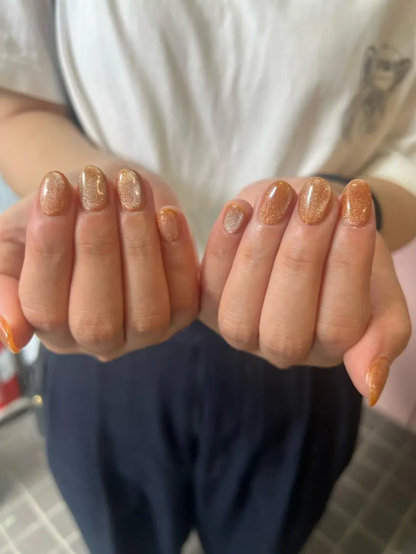 ヘアアレンジ メンズ ネイル アイブロウ マグネットネイル オレンジ ヘアメイクネイリスト hidemi中目黒のヘアスタイル
