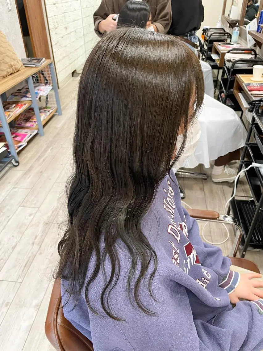 ロング イワタ マハ/ minim hairのヘアスタイル