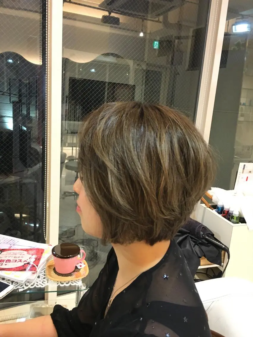 ショート ミディアム セミロング ロング カラー 透明感カラー ハイライトカラー 外国人風カラー ハイライト 中山 天地のヘアスタイル