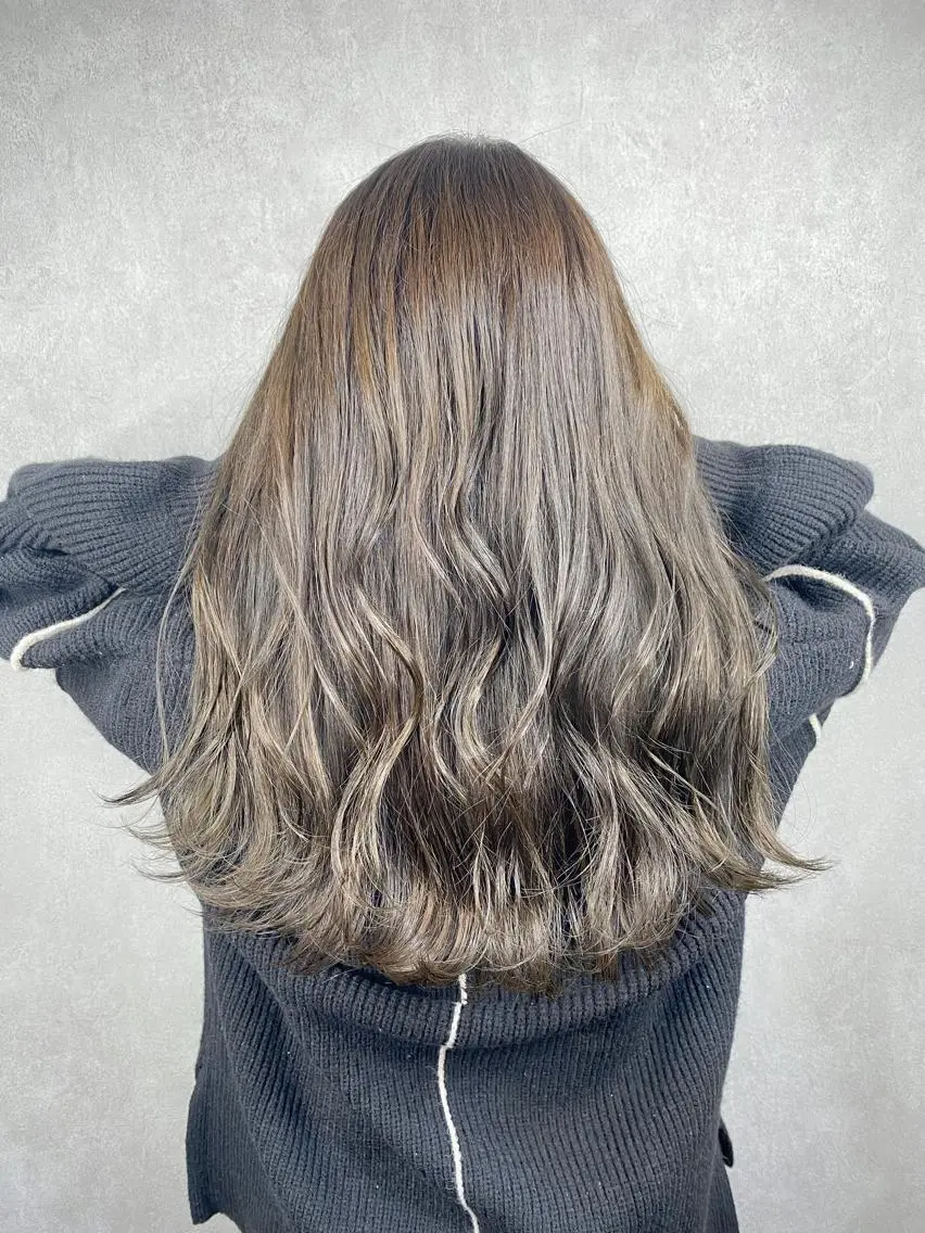 ロング ＳＨＩ ＺＵのヘアスタイル