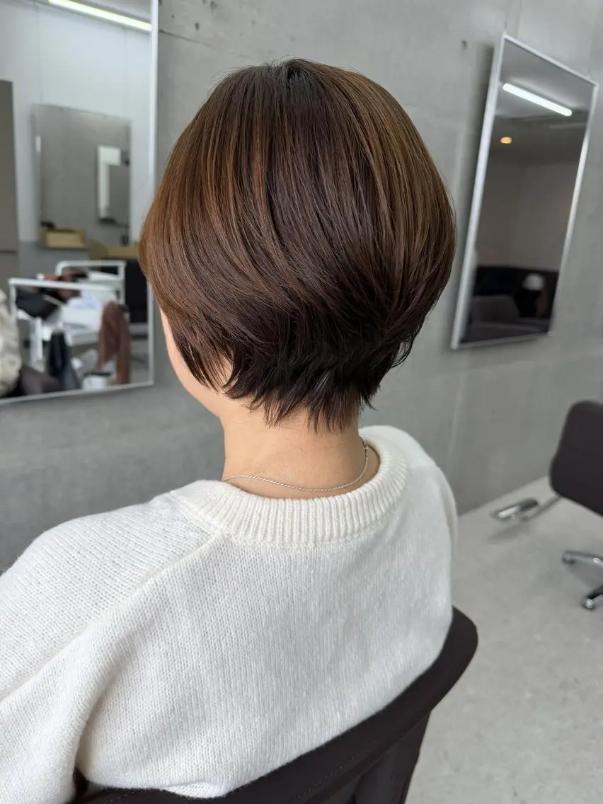 ショート カラー ブラウンカラー ショートヘア 透明感×ダブルカラ ーHarusa🎀のヘアスタイル