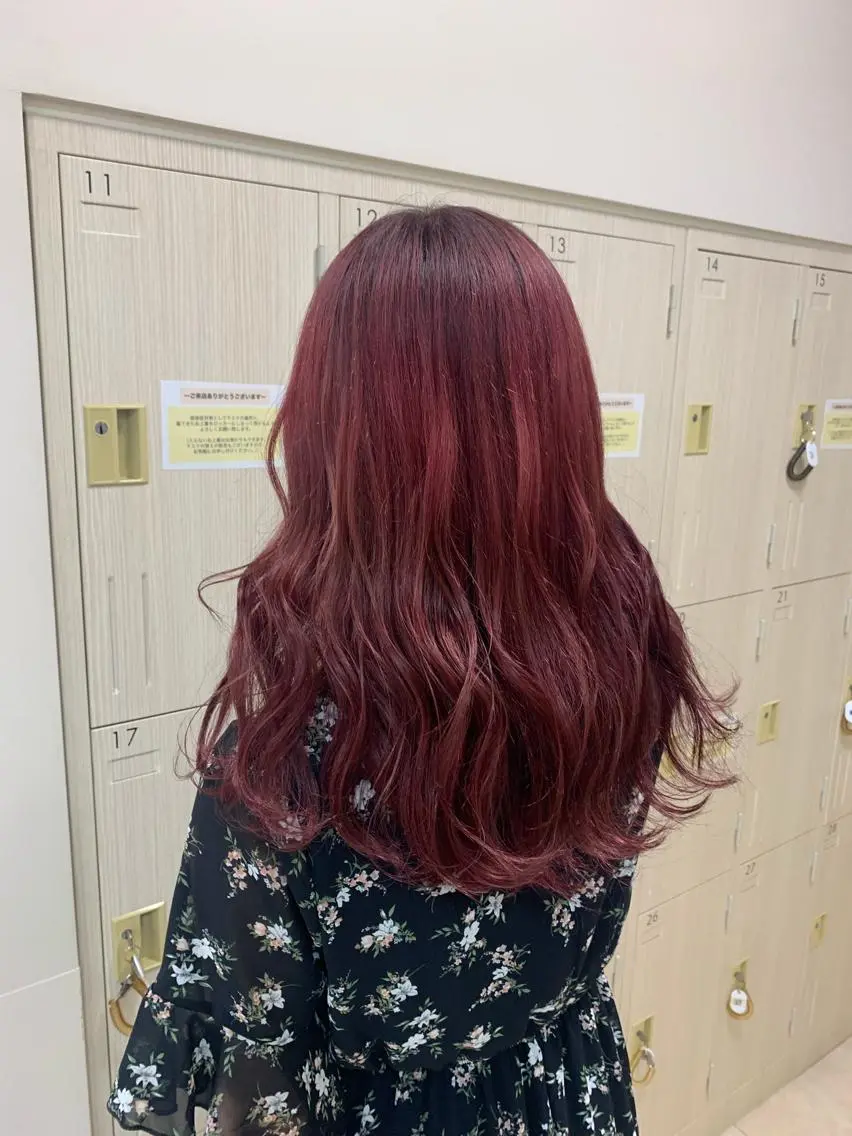 セミロング カラー 暖色/ブリーチカラー 🎀 M i k uのヘアスタイル