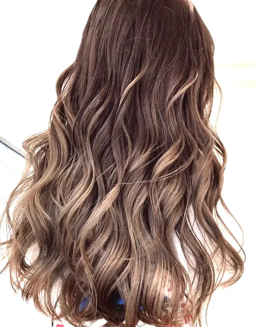 ロング Seventh Senseのヘアスタイル