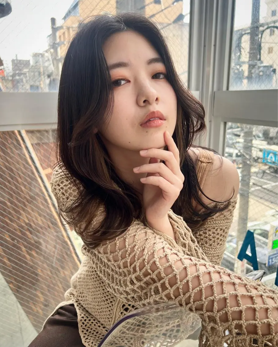 セミロング カラー インナーカラー 韓国風ヘア テトネ タカシのヘアスタイル